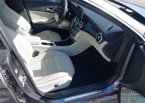 2015 Mercedes-Benz Cla 250 z USA, uszkodzony, nr VIN WDDSJ4EB3FN161595